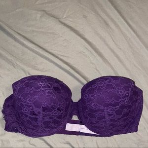 Victoria’s Secret strapless bra!
